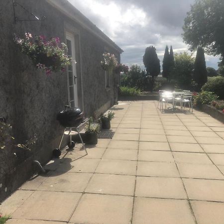 Ballyconnelly Cottages, Galgorm Area Cullybackey Екстериор снимка